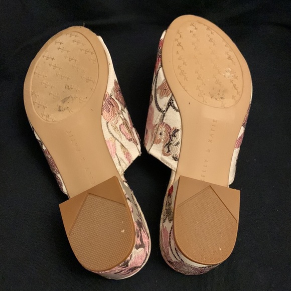 Kelly & Katie embroidered slip on amour sandals 6 - Picture 7 of 8